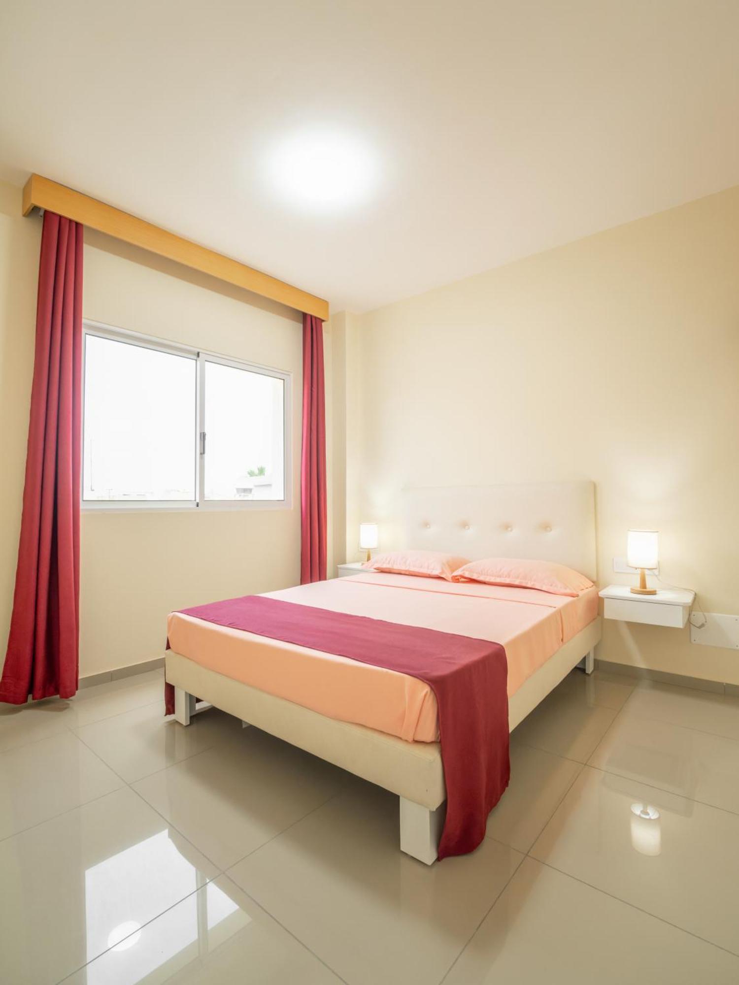 Апартаменты Residencial Liviamilena Санта-Мария Экстерьер фото